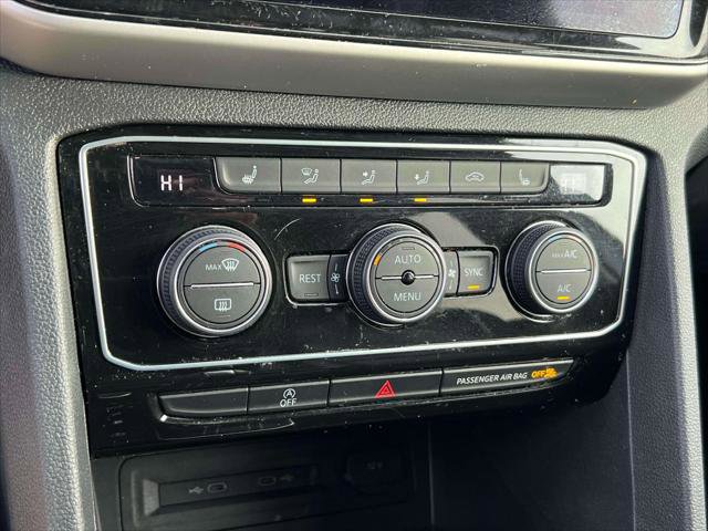 Used 2023 Volkswagen Atlas SE image 29