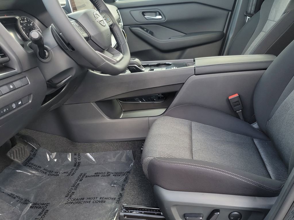 New 2026 Nissan Rogue SV FWD image 16