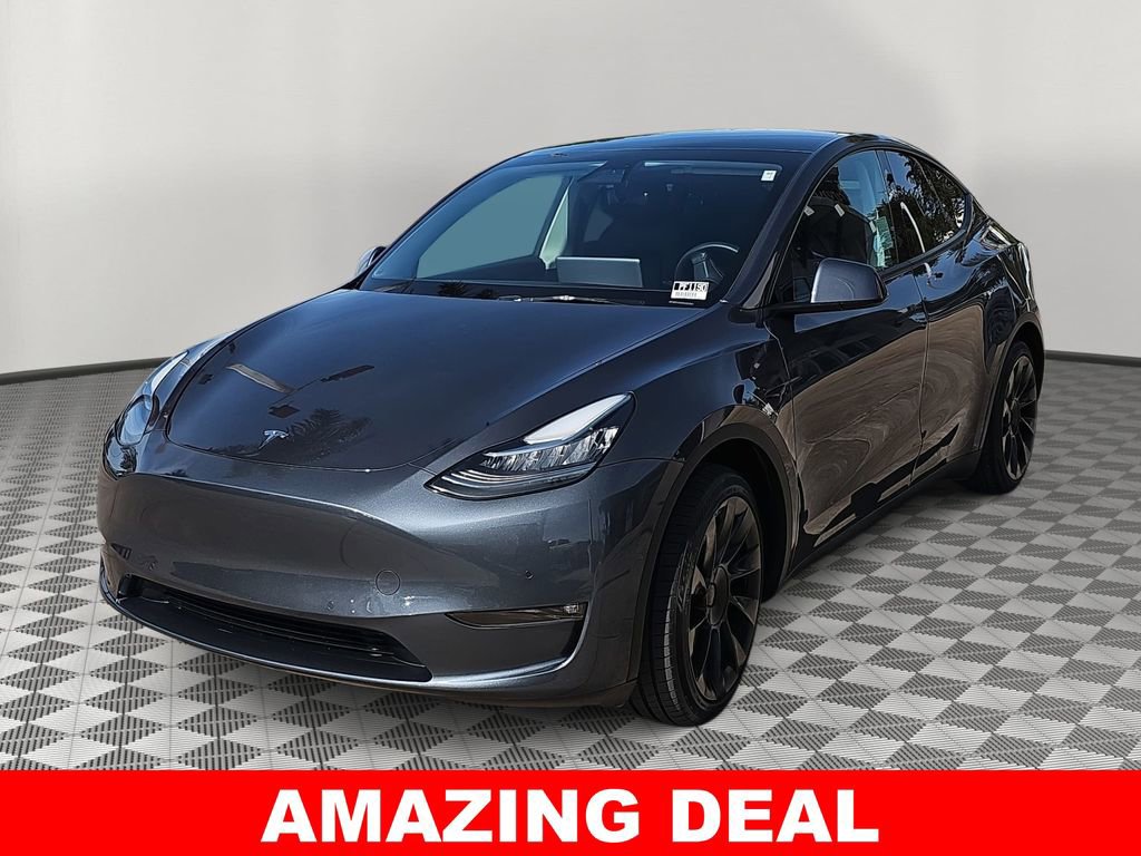 Used 2022 Tesla Model Y Long Range image 7