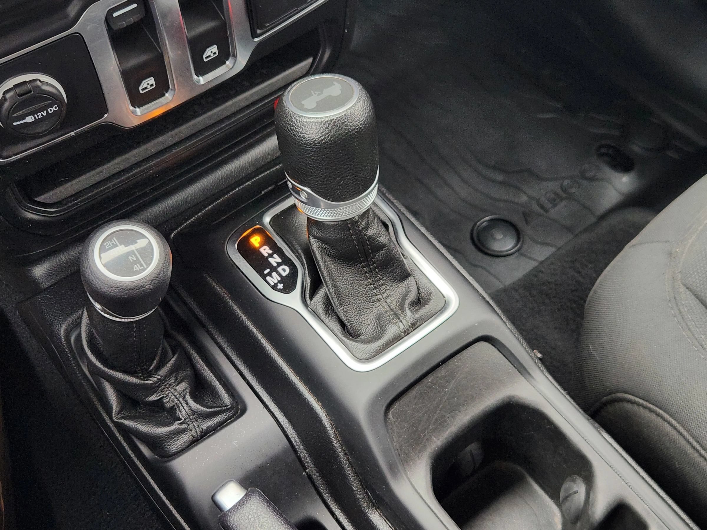 Used 2020 Jeep Wrangler Sport AWD/4WD image 38