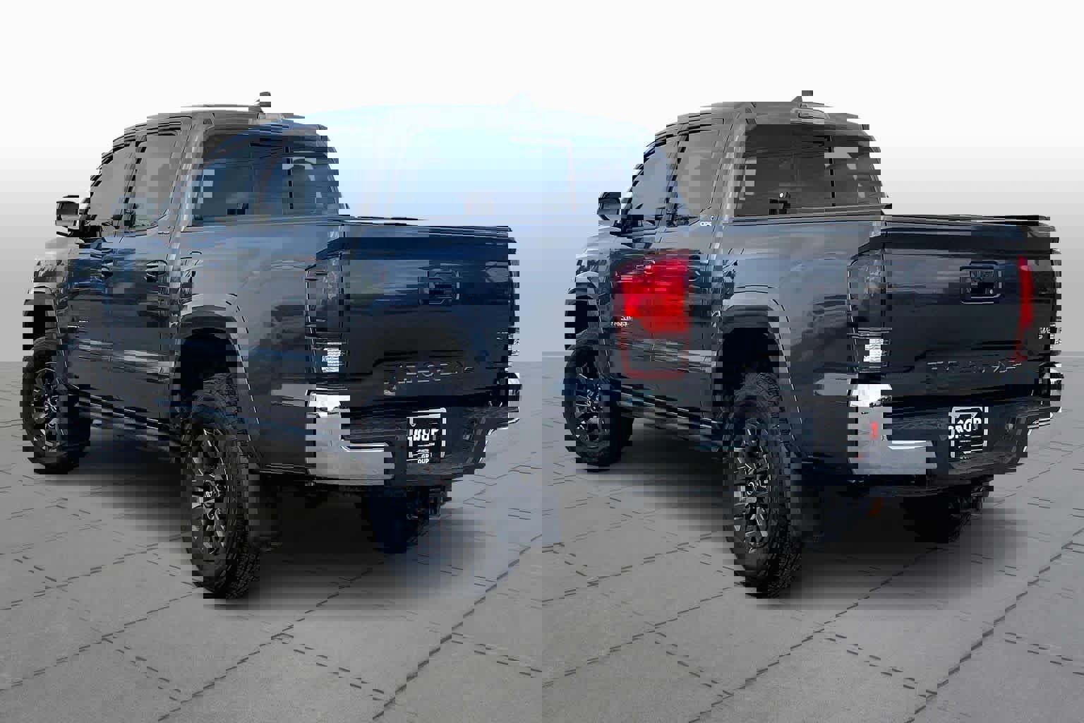 Used 2023 Toyota Tacoma SR5 image 17