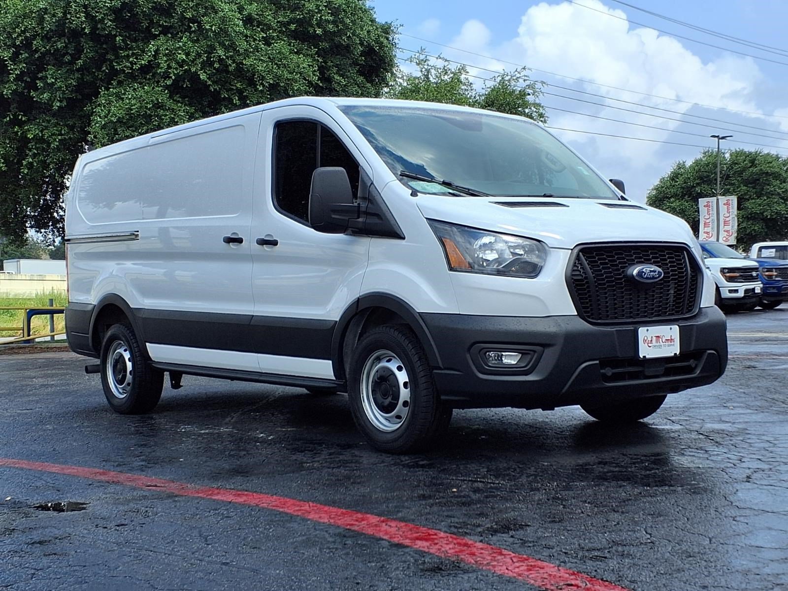 Certified 2025 Ford Transit 150 Low Roof w/ Load Area Protection Package RWD image 4
