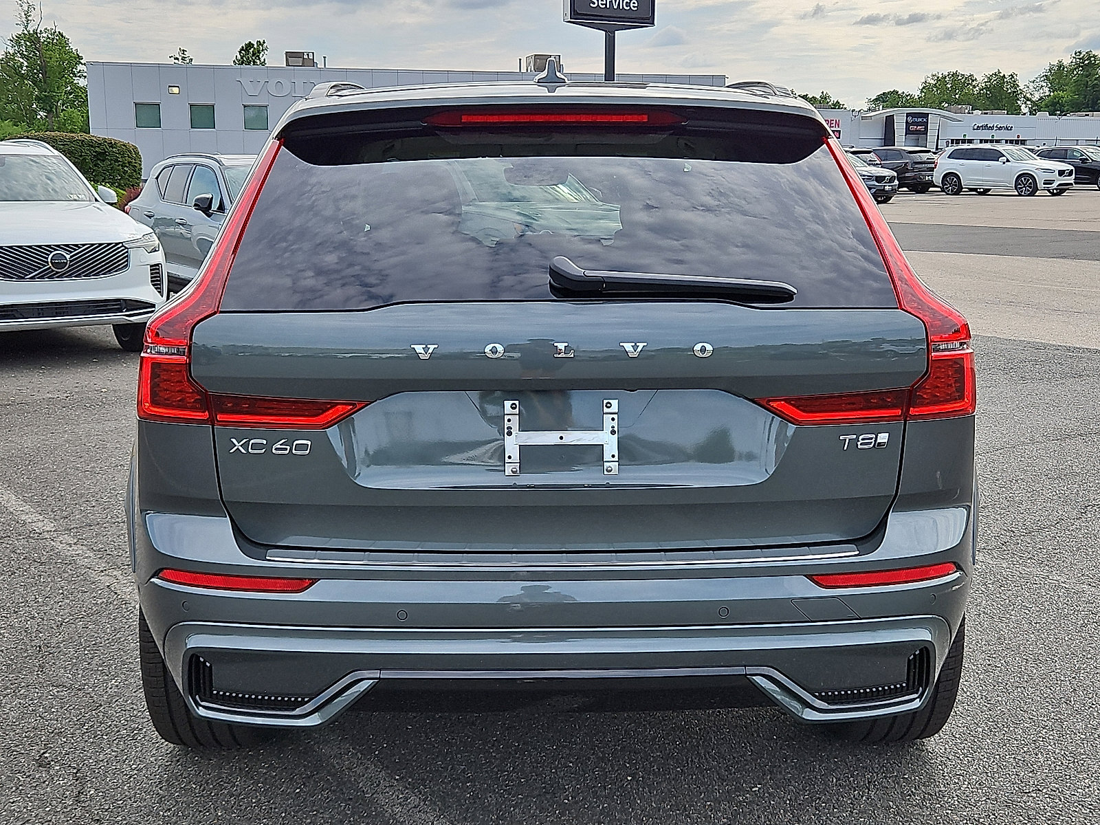 New 2026 Volvo XC60 T8 Ultra image 5