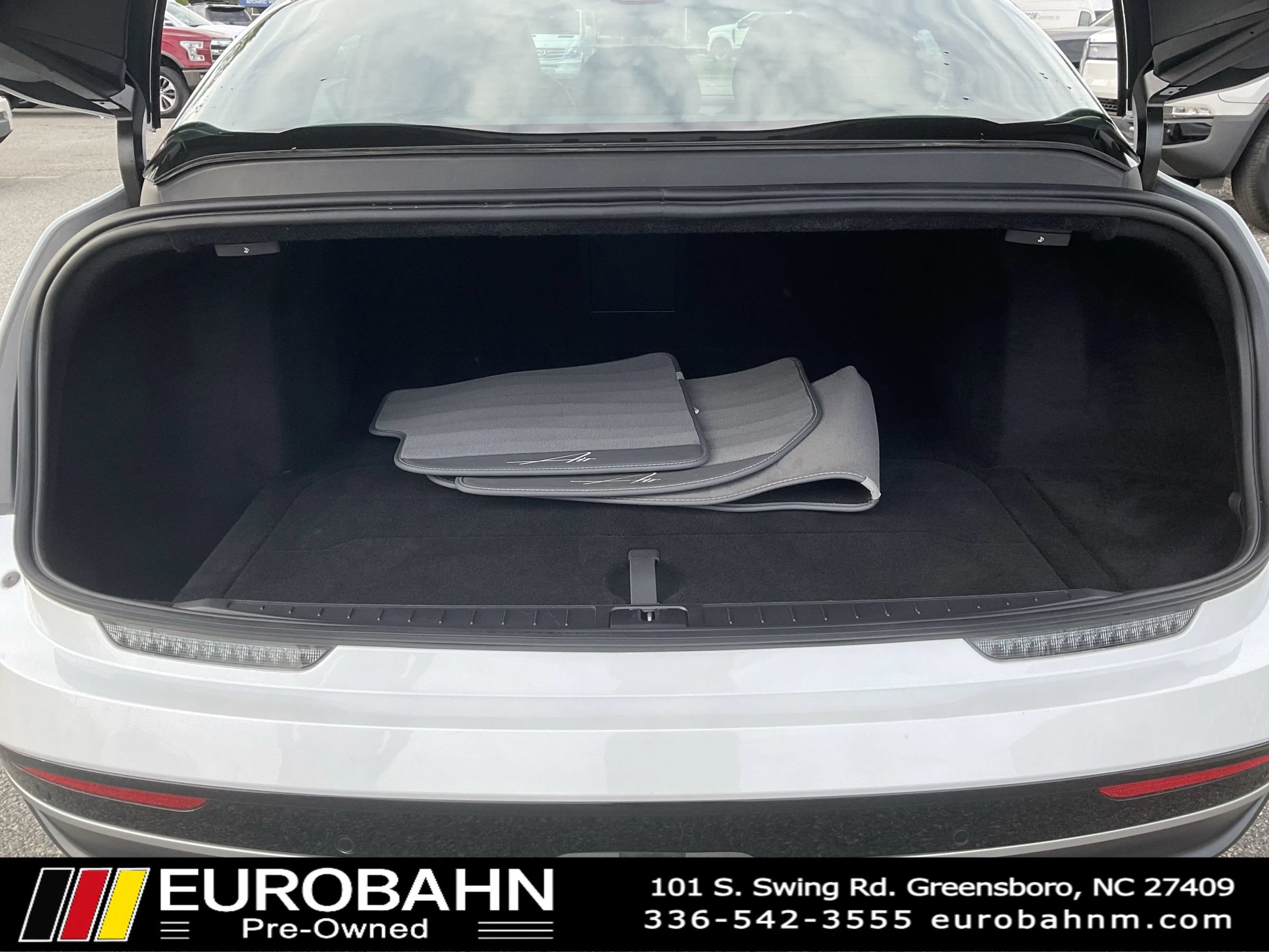 Used 2024 Lucid Air Pure RWD image 35