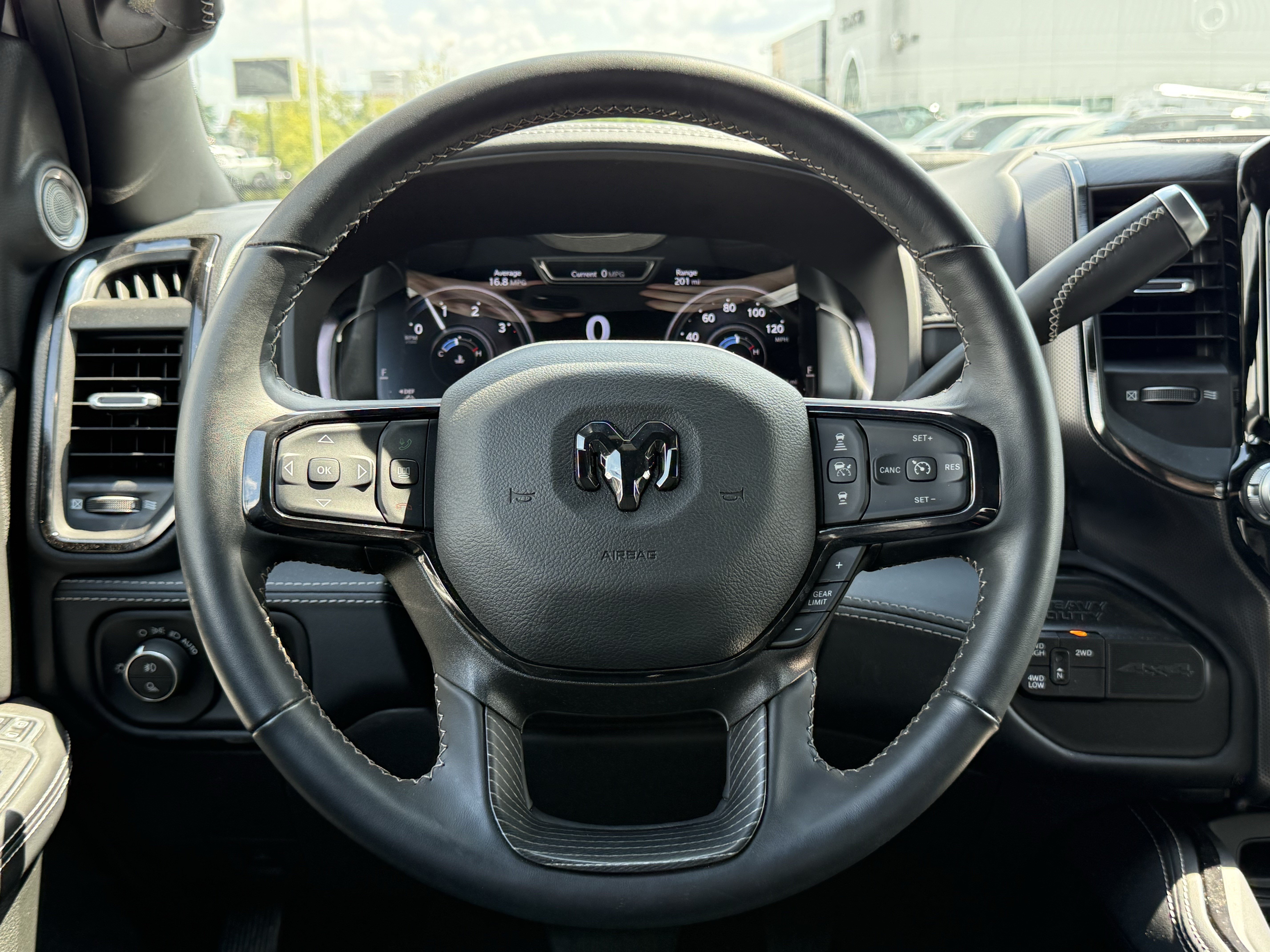 Used 2024 RAM 2500 Limited AWD/4WD image 19