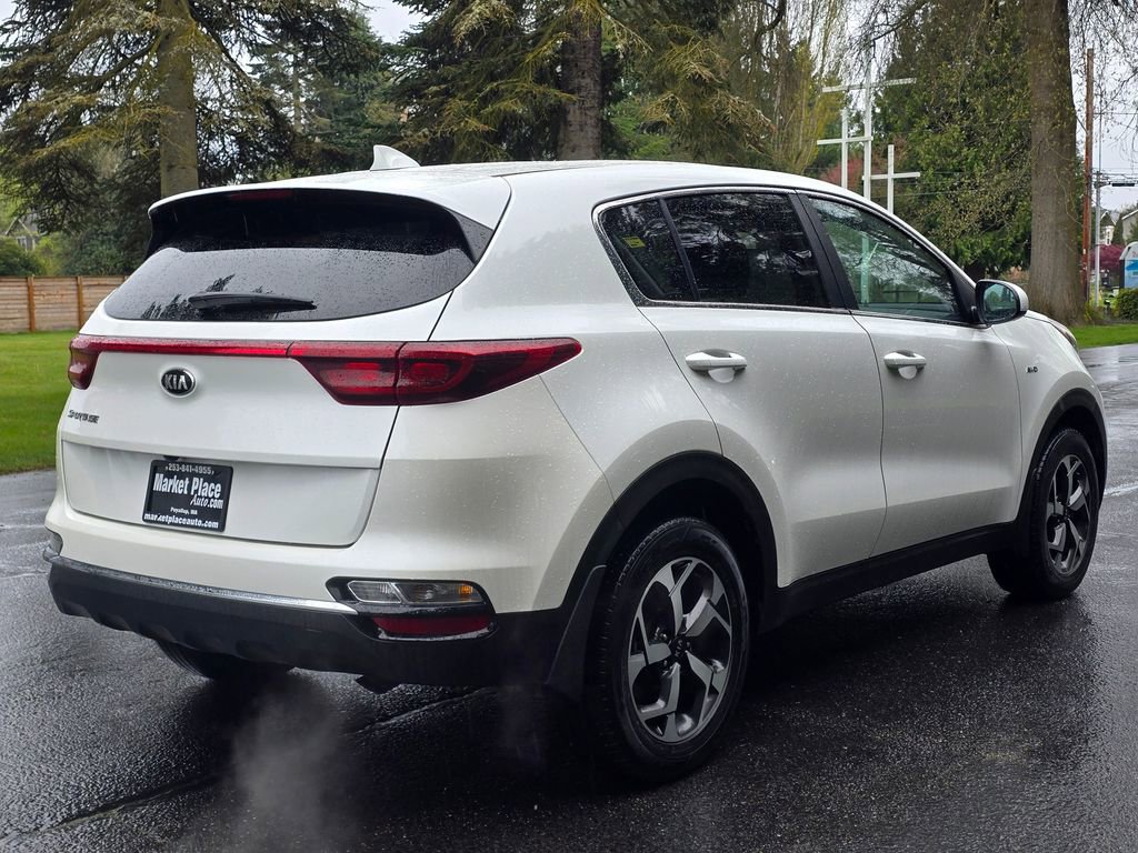 Used 2022 Kia Sportage LX image 6