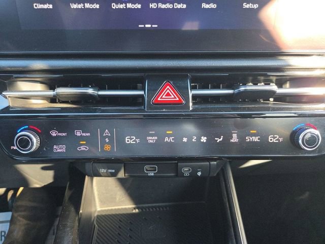 Used 2024 Kia Niro Wind FWD image 29