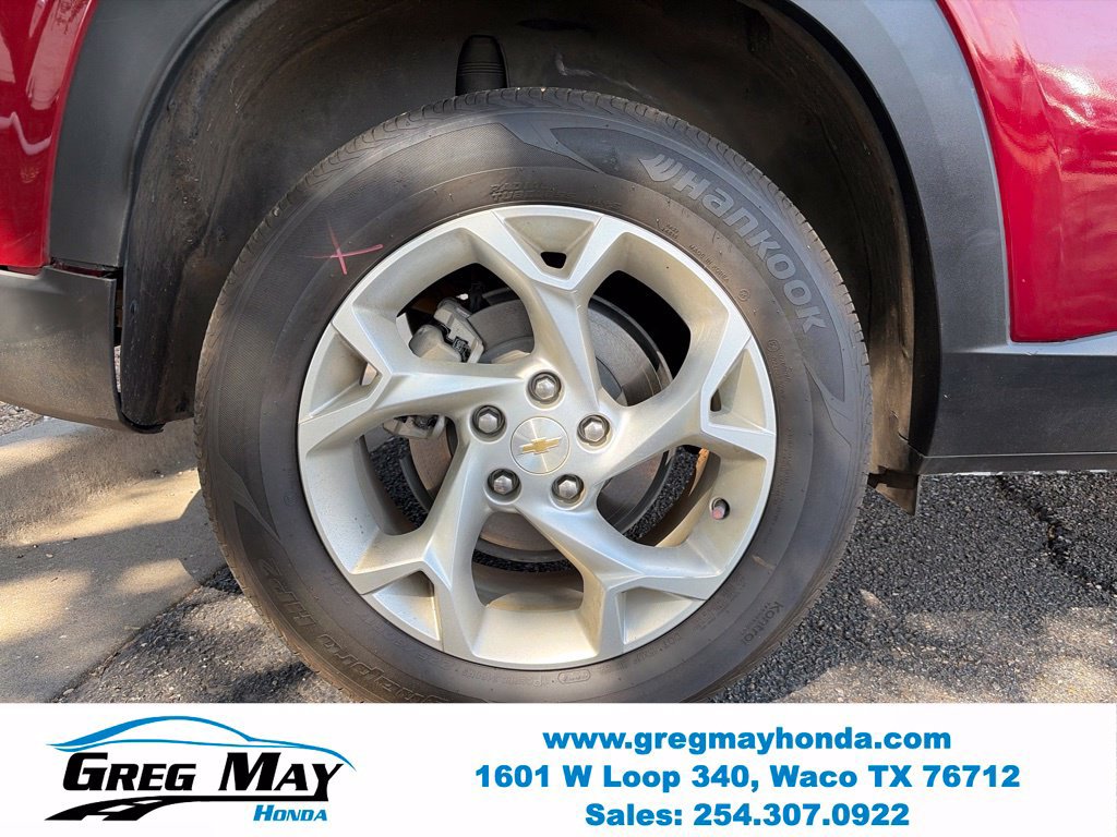 Used 2025 Chevrolet Trax LS w/ LS Convenience Package FWD image 10