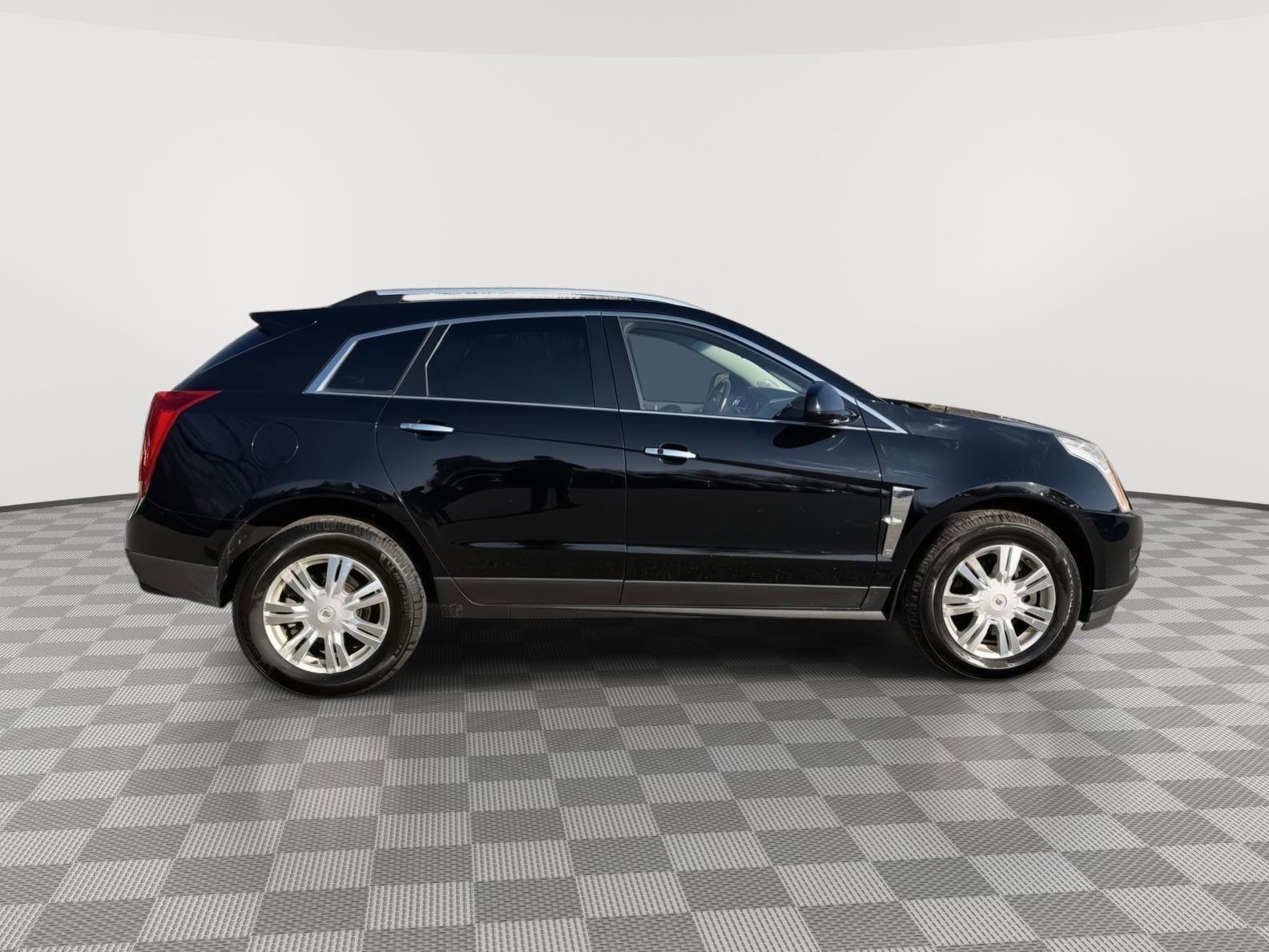 Used 2012 Cadillac SRX Luxury image 6