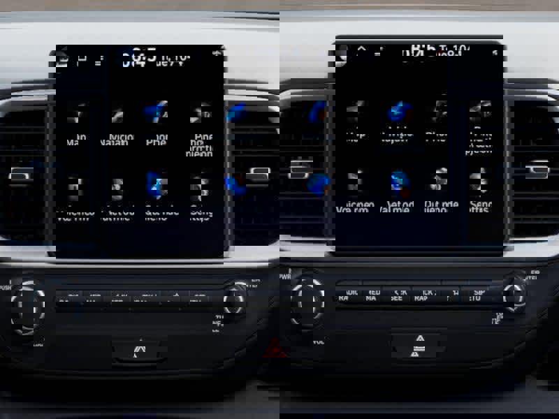 New 2025 Hyundai Venue SEL image 13