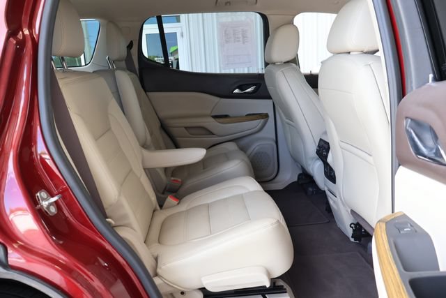 Used 2018 GMC Acadia Denali w/ Technology Package FWD image 21