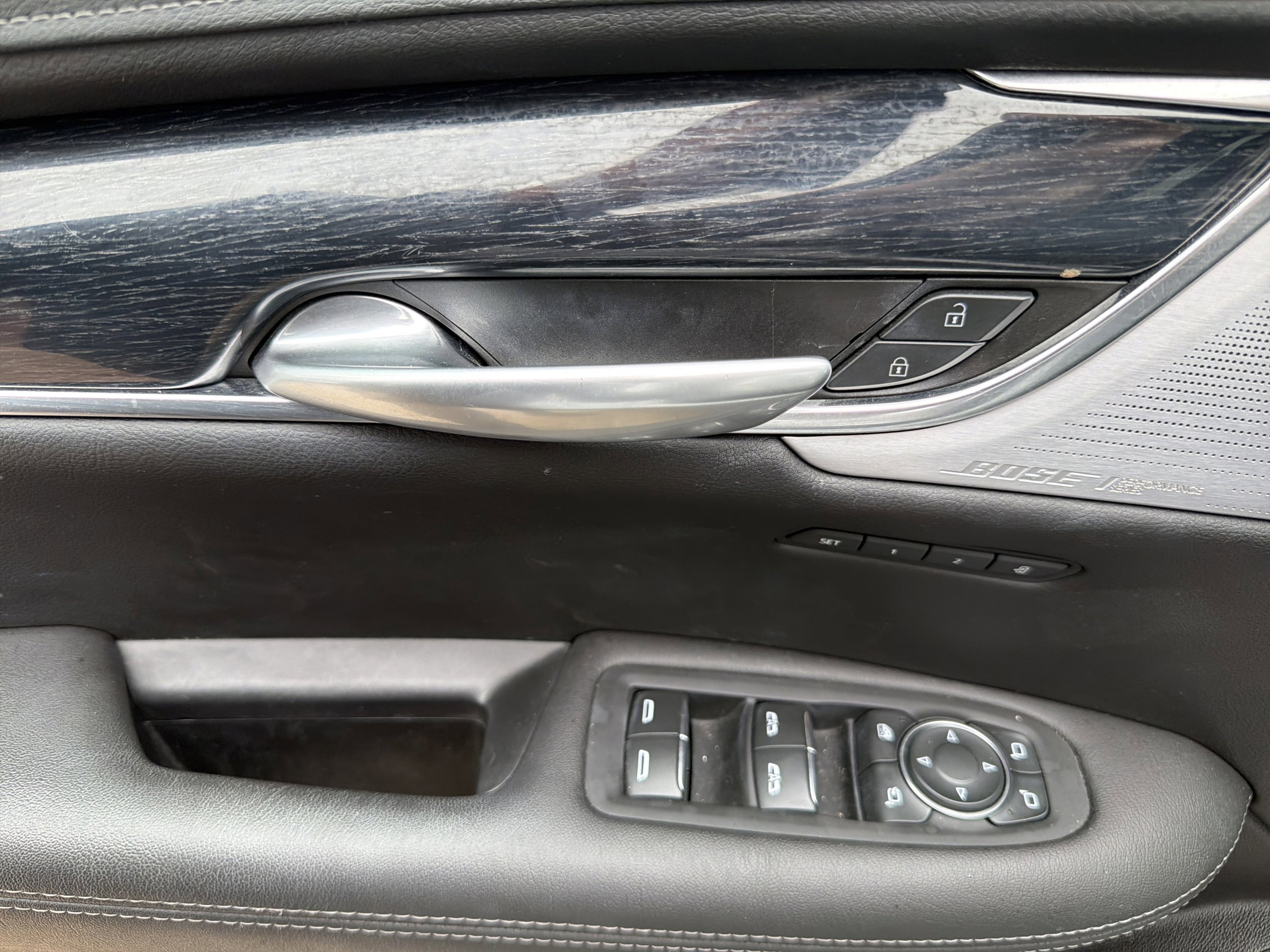 Used 2024 Cadillac XT5 Premium Luxury image 27