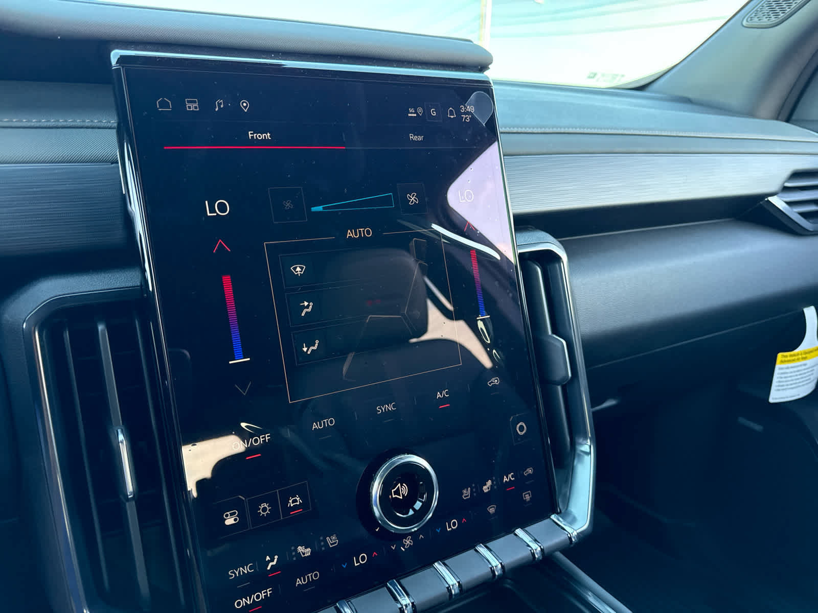 New 2027 GMC Acadia AT4 w/ Luxury Package AWD/4WD image 14