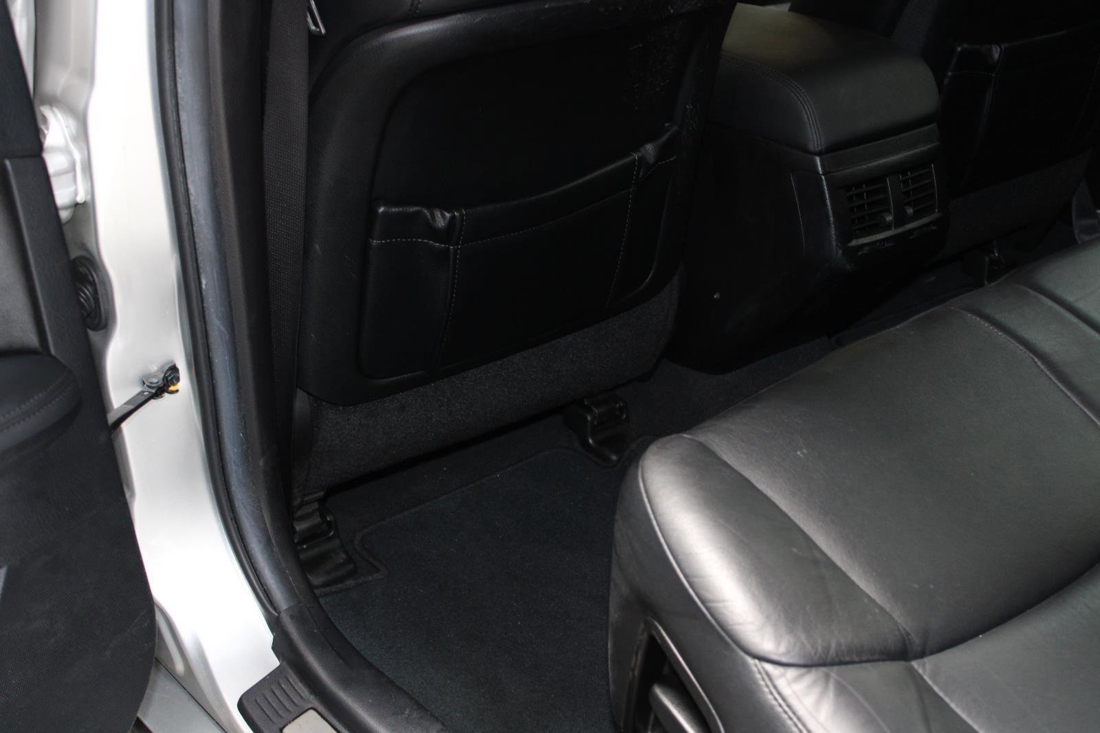 Used 2011 Toyota Avalon FWD image 38