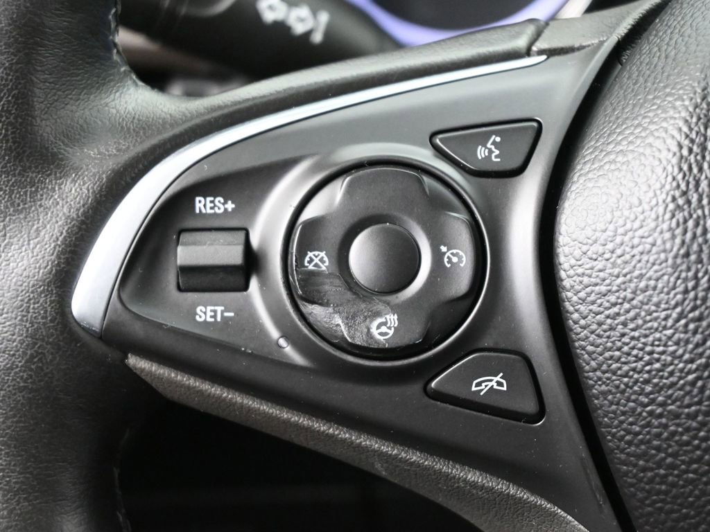 Used 2019 Buick Envision Essence image 7