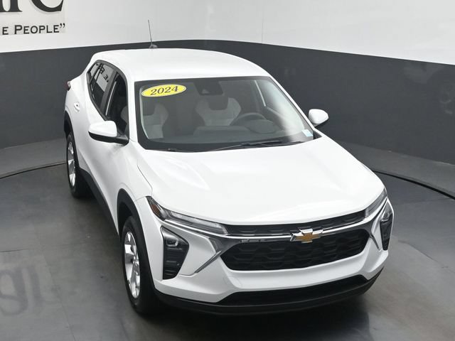 Used 2024 Chevrolet Trax LS w/ LS Convenience Package FWD image 51