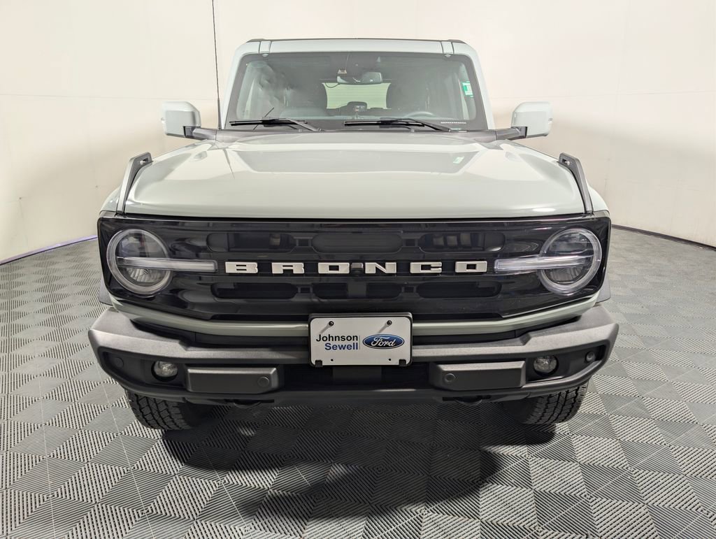 Certified 2024 Ford Bronco Outer Banks AWD/4WD image 3