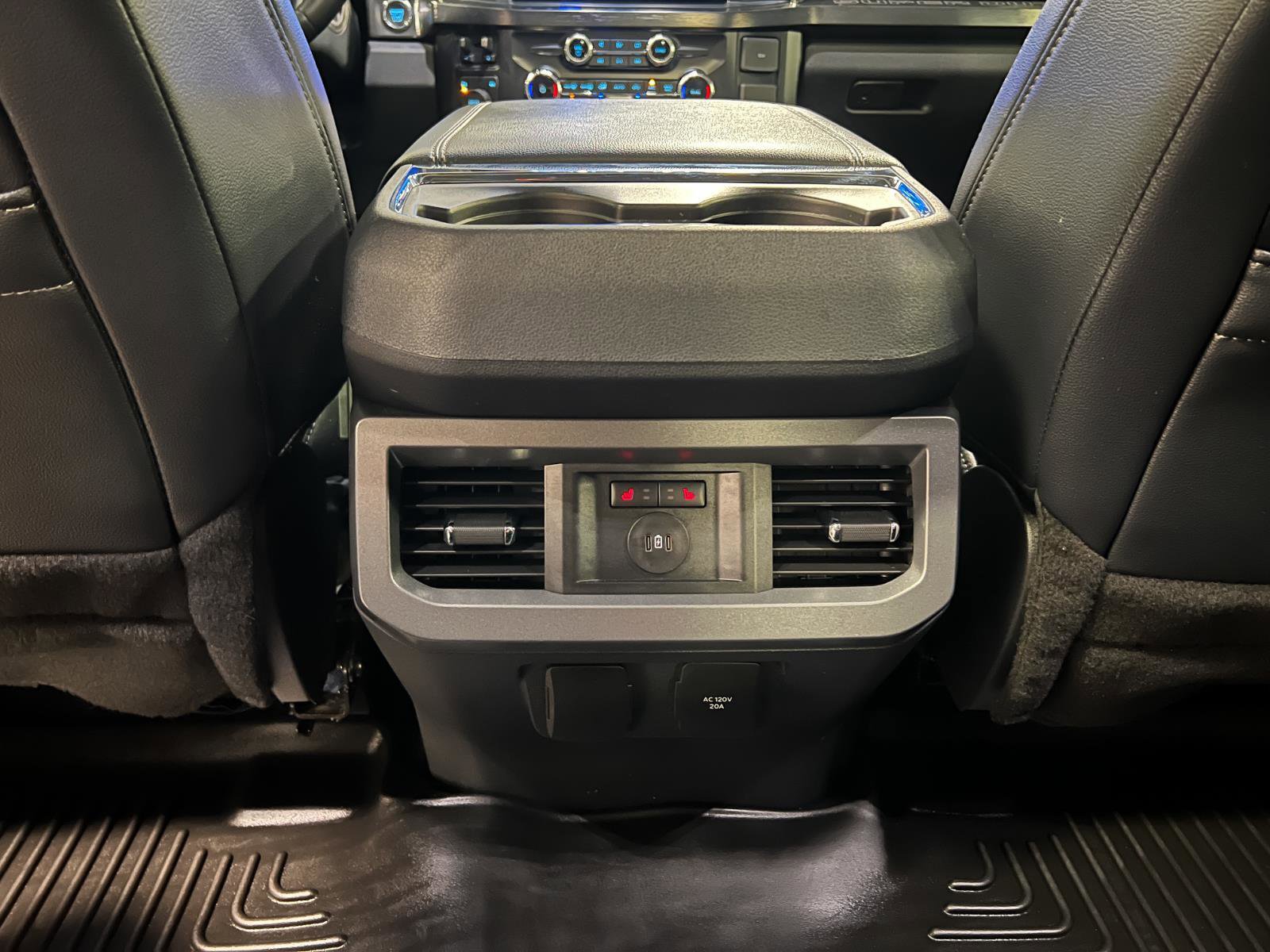 Used 2024 Ford F350 Lariat w/ Lariat Ultimate Package image 29