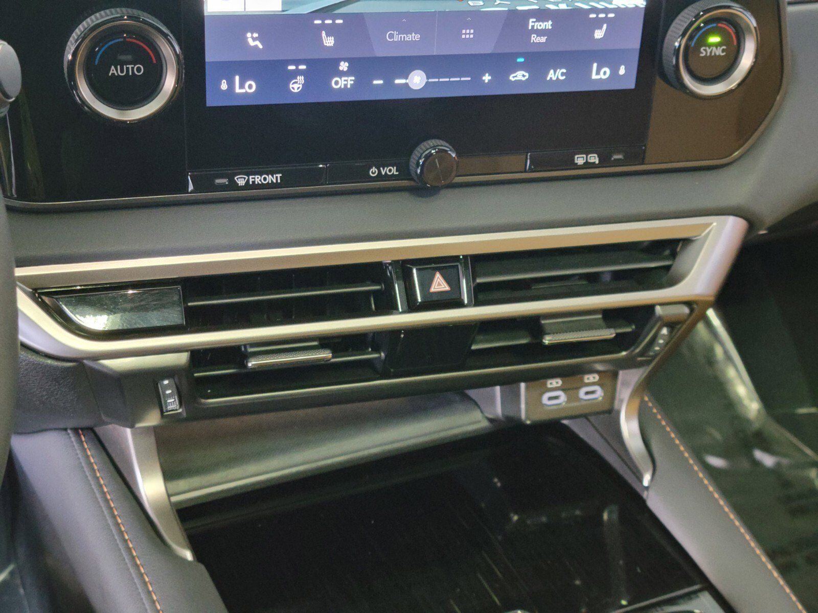 Certified 2025 Lexus RX 350 FWD image 24