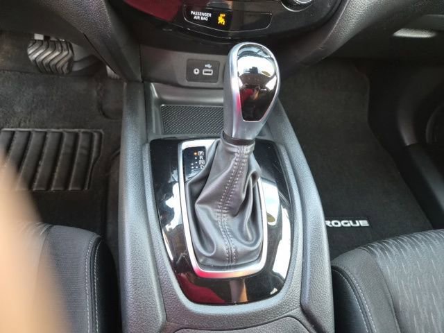 Used 2020 Nissan Rogue SV AWD/4WD image 26