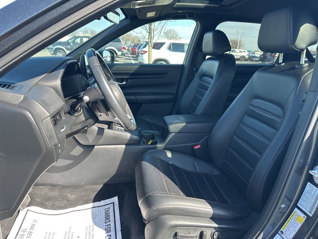 Used 2025 Honda CR-V Sport-L image 16