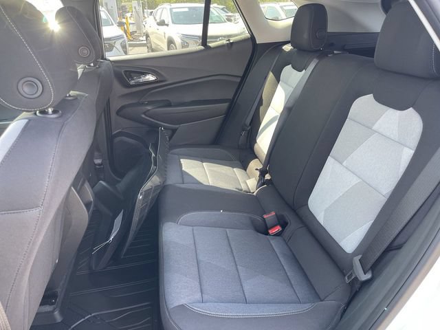 New 2026 Chevrolet Trax LS w/ LS Convenience Package FWD image 21