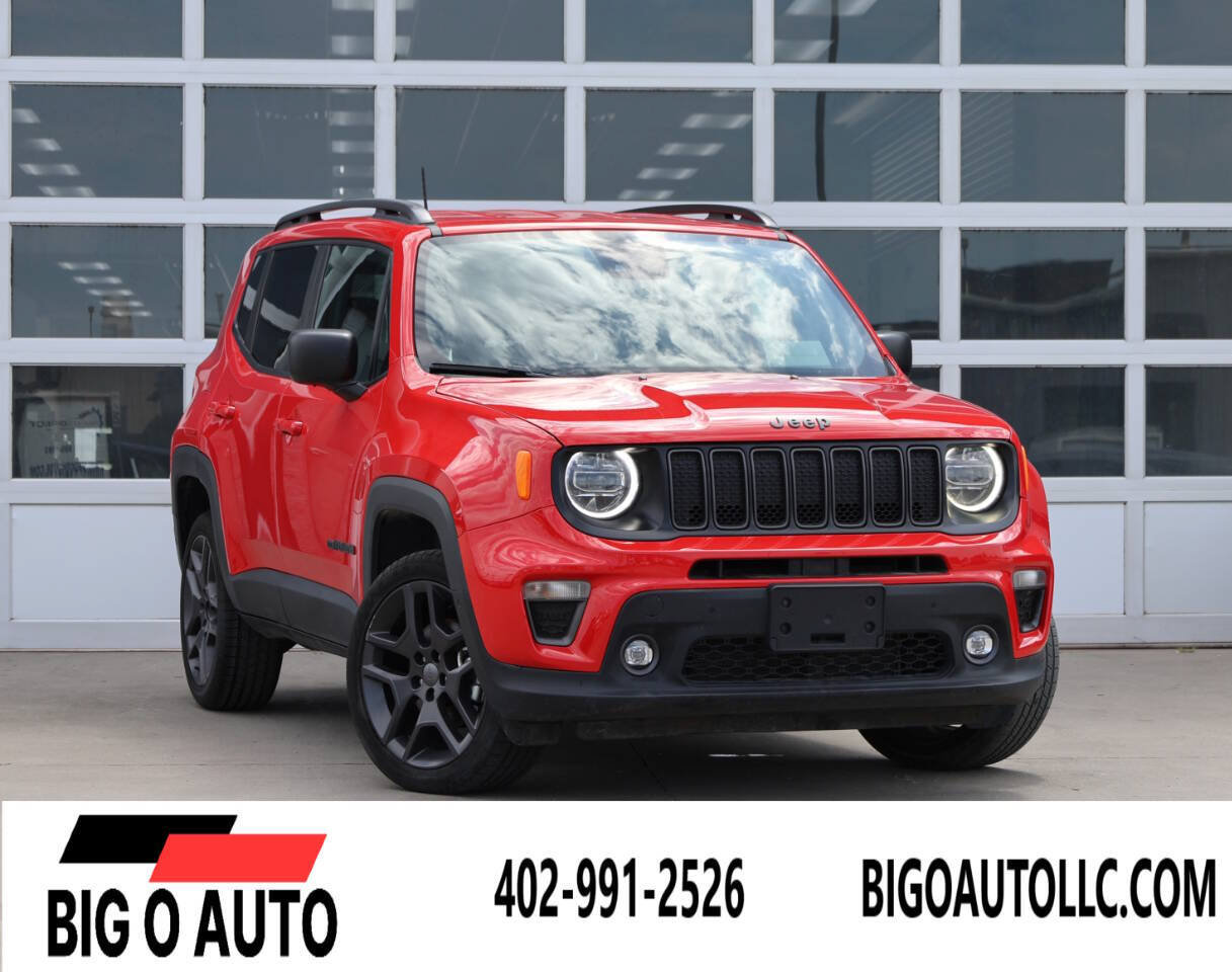 Used 2021 Jeep Renegade Latitude w/ Luxury Group II AWD/4WD image 1