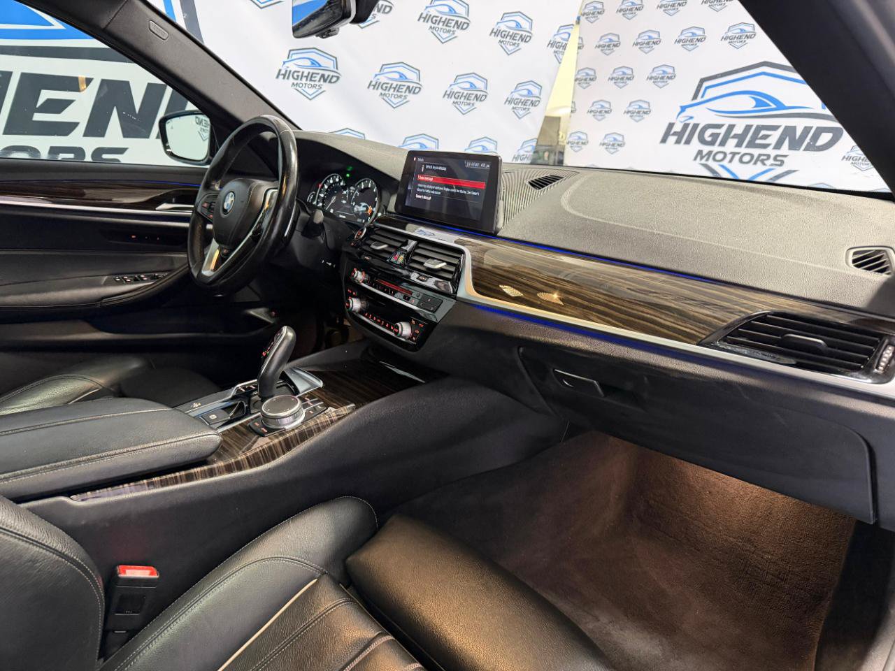Used 2019 BMW 530i xDrive w/ Convenience Package AWD/4WD image 29