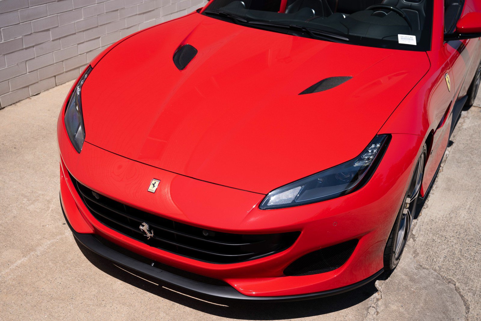 Used 2019 Ferrari Portofino RWD image 10
