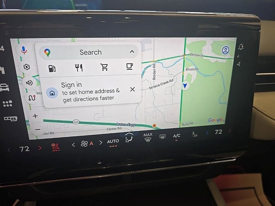 Used 2025 Lincoln Nautilus Reserve image 20