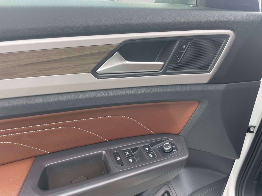 Used 2022 Volkswagen Atlas SEL image 18