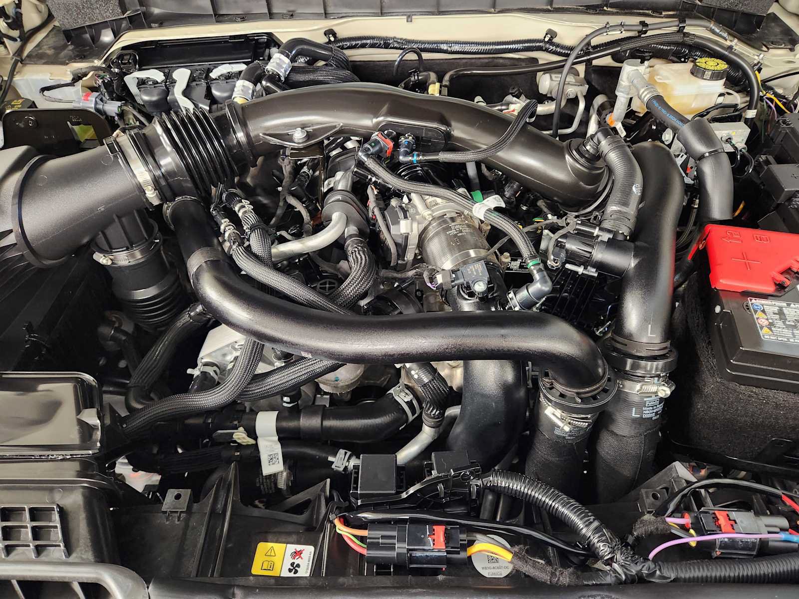 Used 2025 Ford Bronco Raptor AWD/4WD image 32