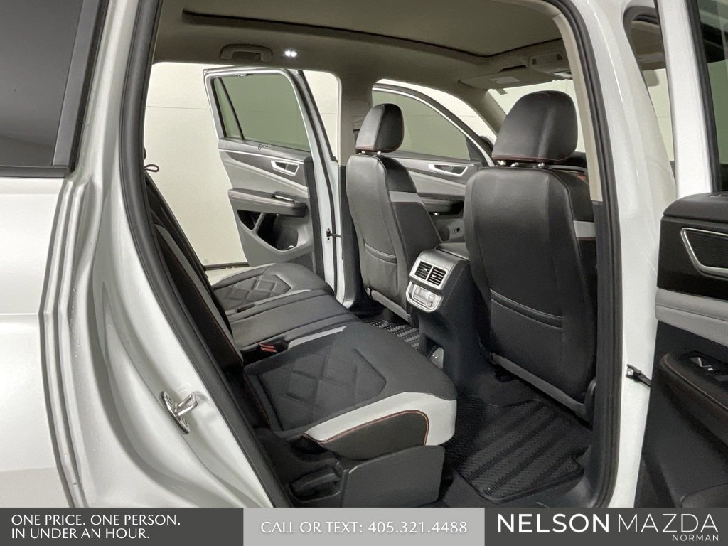 Used 2024 Volkswagen Atlas Peak Edition SEL image 14