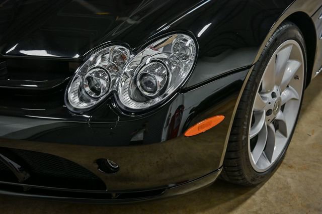 Used 2006 Mercedes-Benz SLR image 9