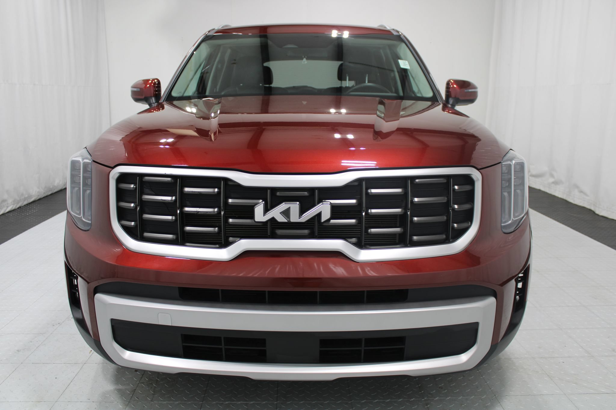 Used 2023 Kia Telluride S AWD/4WD image 3
