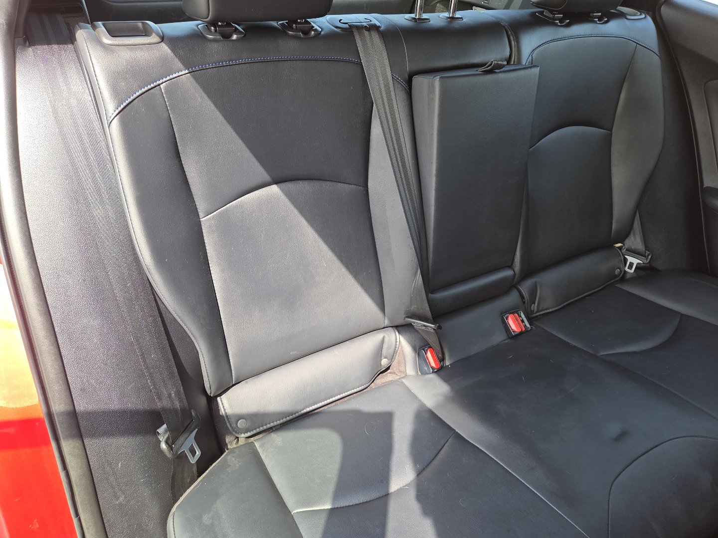 Used 2018 Toyota Prius Three Touring FWD image 20