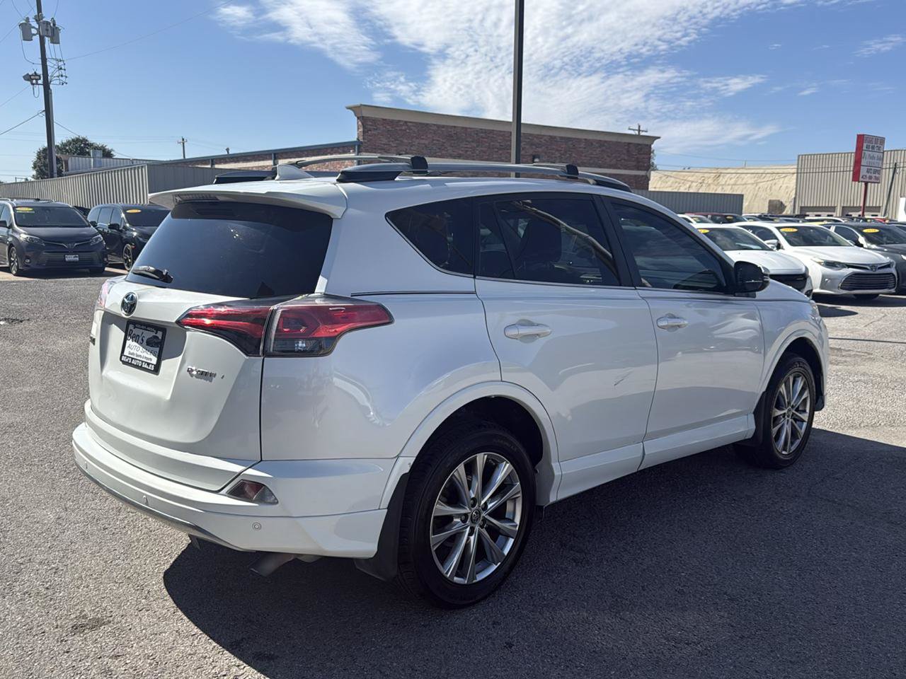 Used 2018 Toyota RAV4 Platinum FWD image 6