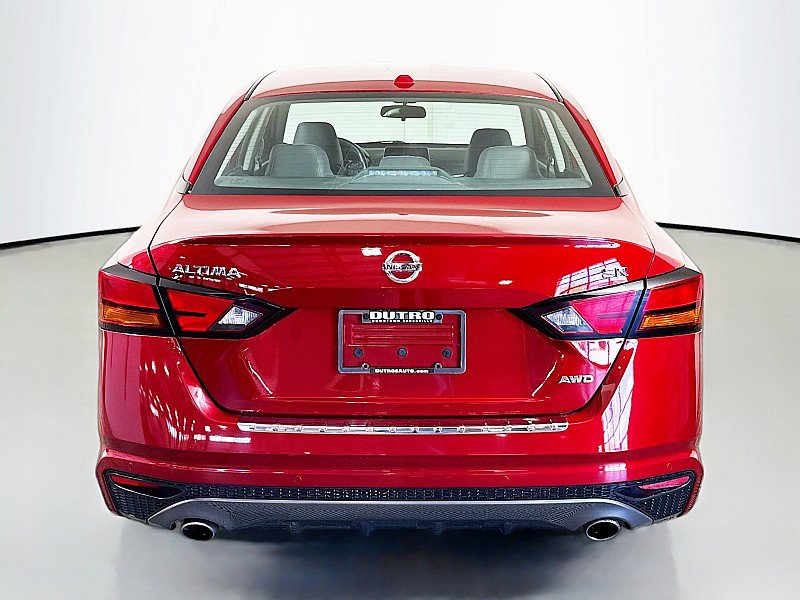 Used 2021 Nissan Altima 2.5 SR w/ SR Premium Package AWD/4WD image 6
