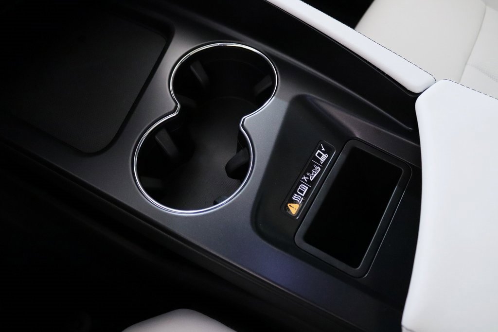 Certified 2024 Acura ZDX A-Spec image 24