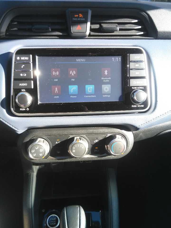 Used 2024 Nissan Versa SV FWD image 10