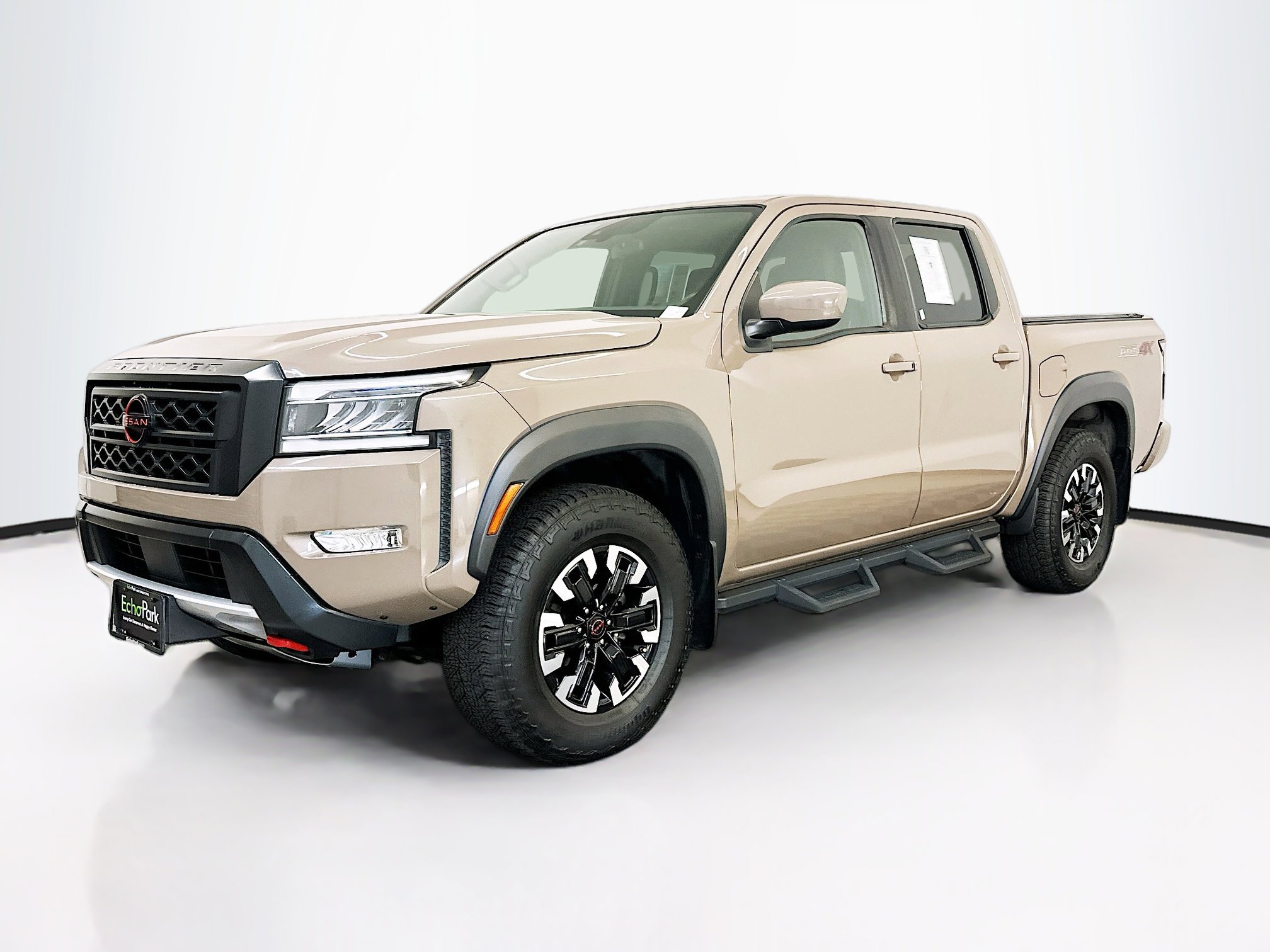 Used 2023 Nissan Frontier PRO-4X w/ Technology Package image 3