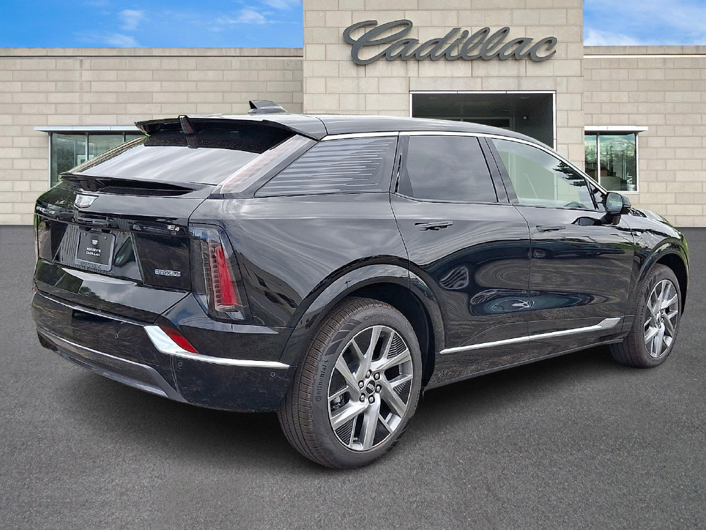 New 2027 Cadillac Optiq Luxury AWD/4WD image 3