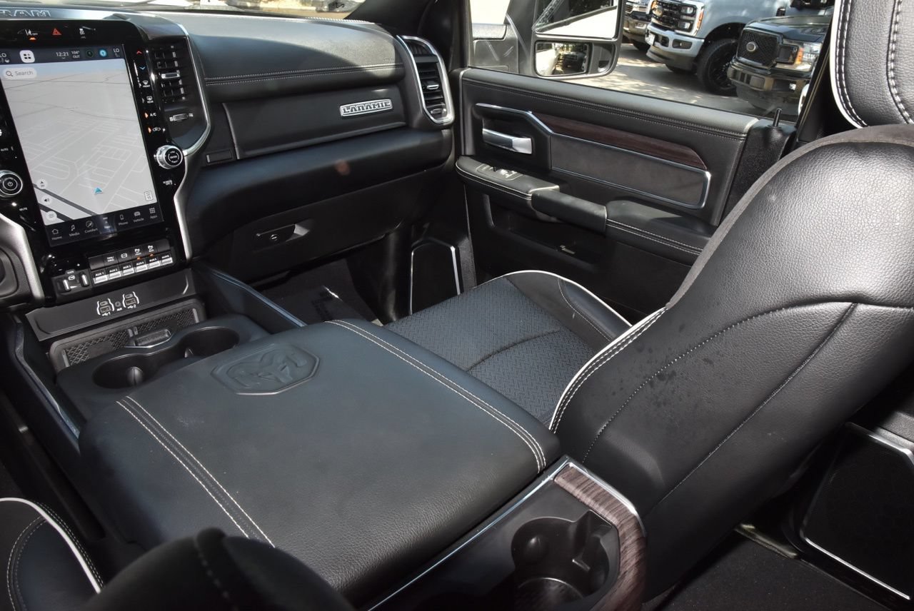 Used 2025 RAM 2500 Laramie w/ Night Edition AWD/4WD image 17