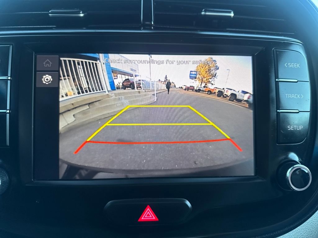 Used 2023 Kia Soul LX image 20