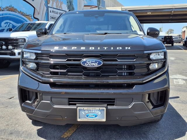 Certified 2025 Ford Expedition Max Active RWD image 2