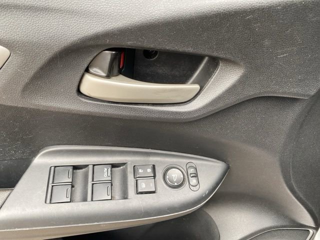 Used 2017 Honda Fit LX image 12