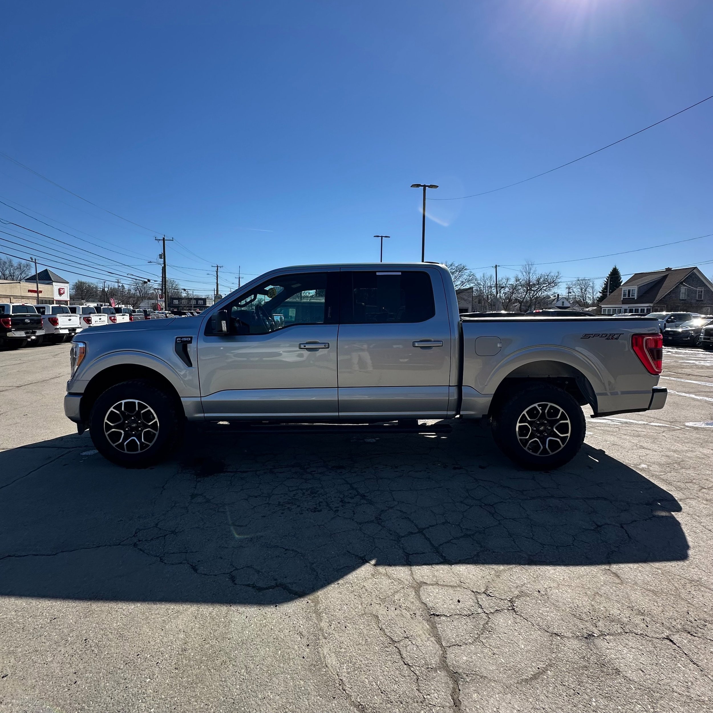 Used 2023 Ford F150 XLT w/ Equipment Group 302A High image 6
