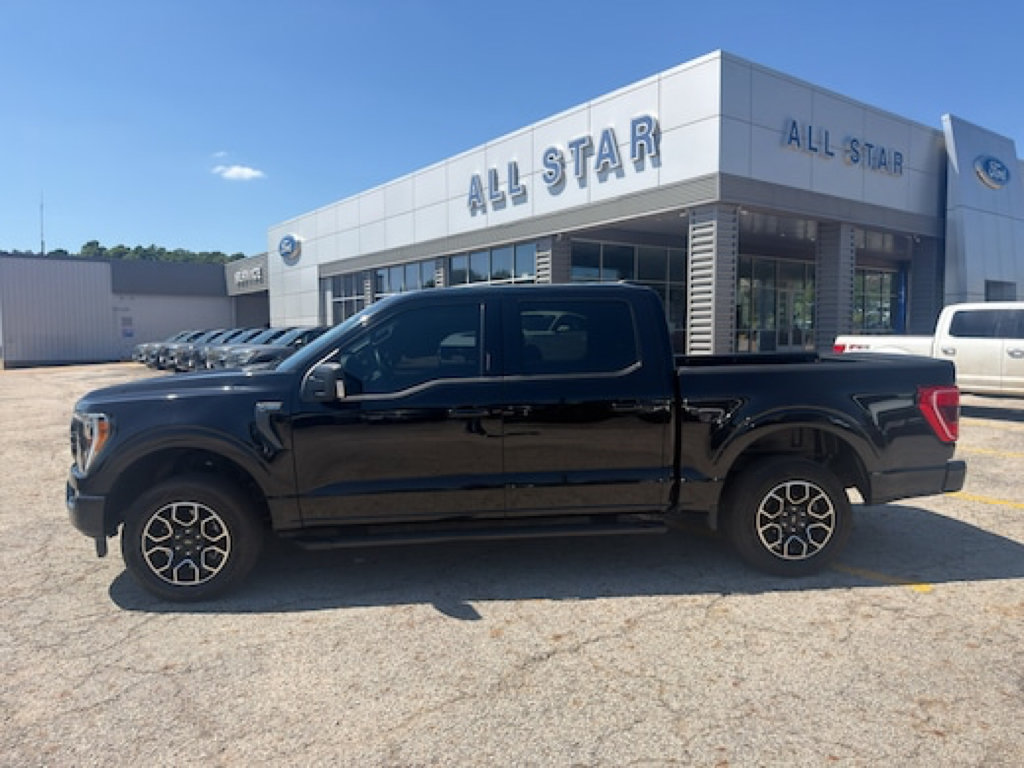 Used 2023 Ford F150 XLT w/ Equipment Group 302A High RWD image 7