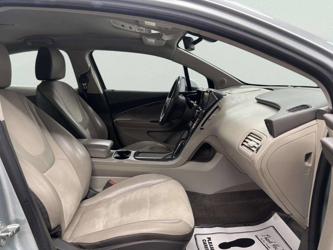 Used 2013 Chevrolet Volt Premium w/ Premium Trim Package FWD image 21