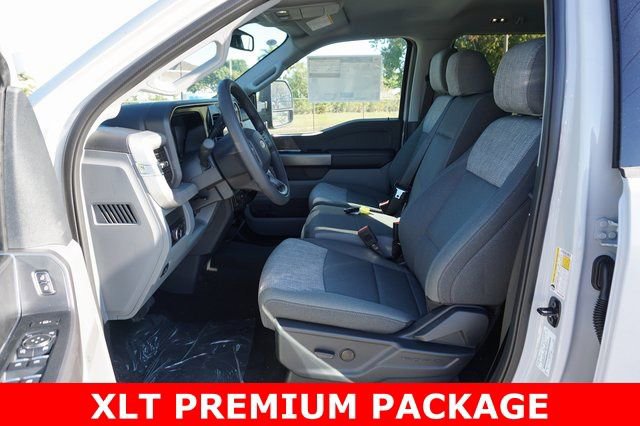 New 2026 Ford F350 XLT w/ XLT Premium Package AWD/4WD image 6